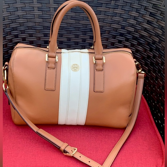 Tory Burch Handbags - 🦊SALE!!! TORY BURCH SATCHEL/CROSSBODY GOOD CONDITION -CONDITIONED READY 2WEAR.